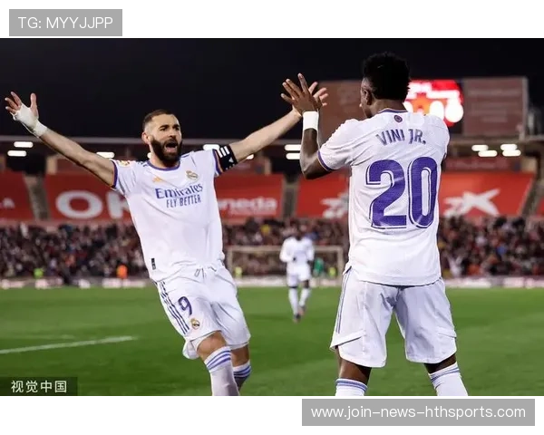 维尼修斯从中路带球深入防线内部，皇马再现流畅联动