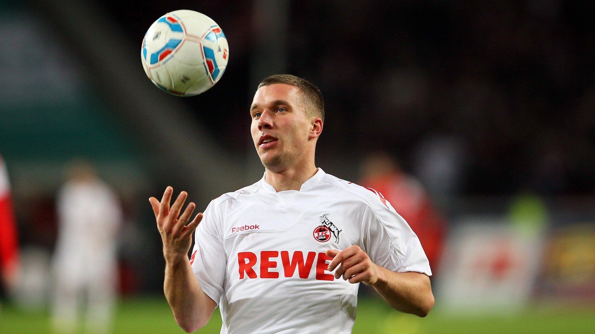 体育赛事赞助竞争激烈